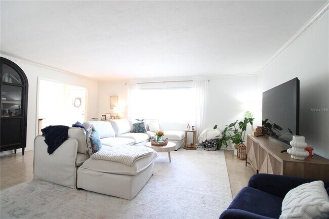 Photo - 2046 NW 19th Ln