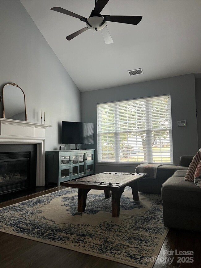 Photo - 2015 McKenzie Creek Dr