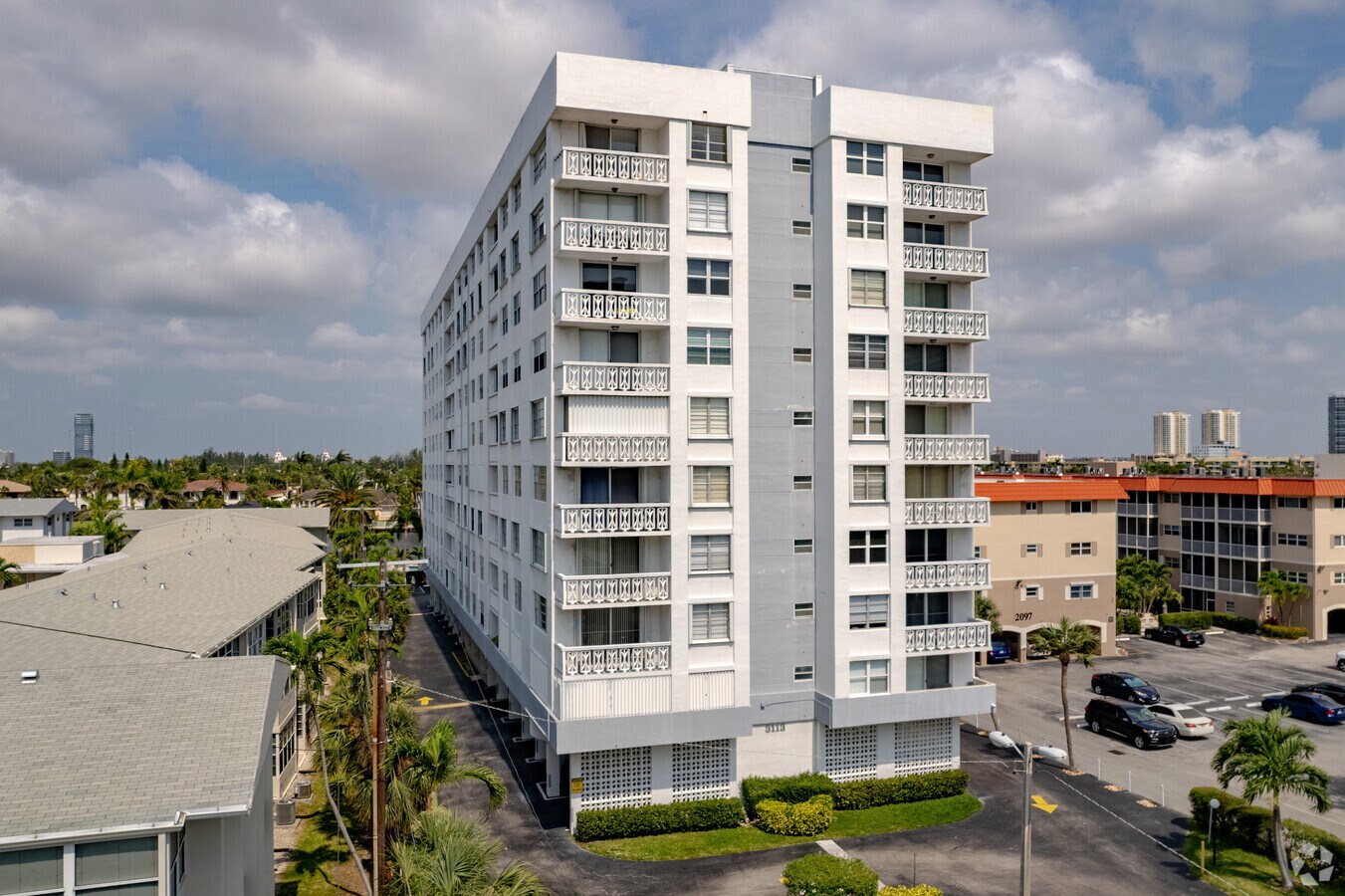 Ashleigh House - Ashleigh House