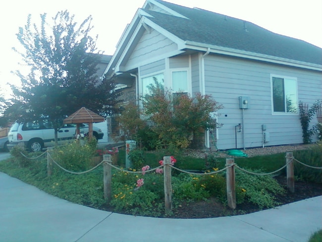 Building Photo - 2xxxx Windrow Dr