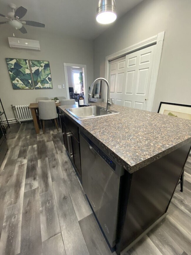 1802 Bolton St Unidad 3