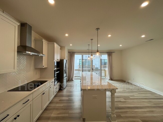 Photo - 2310 Magnolia Blossom Wy