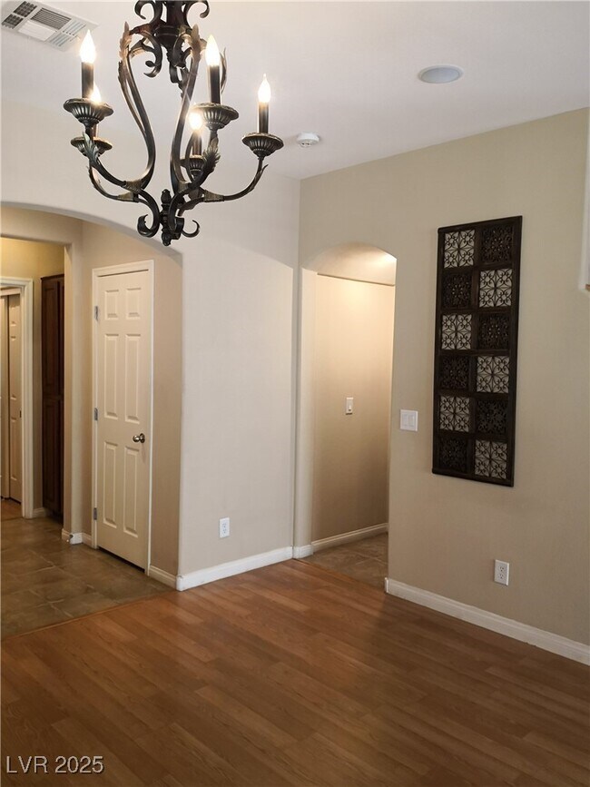 Photo - 4952 W Moberly Ave