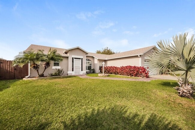 Photo - 637 Regency Way