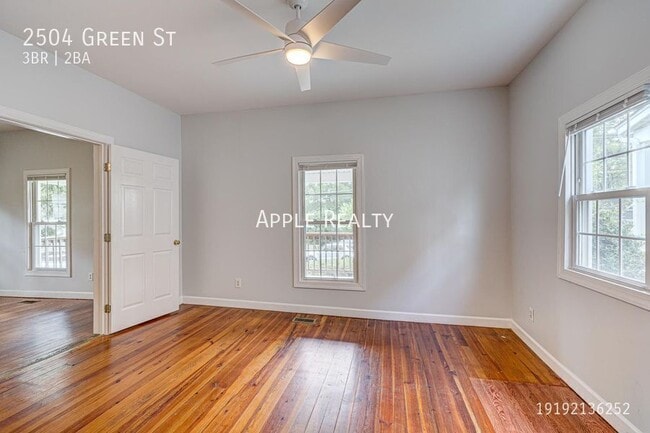 Photo - 2504 Green St