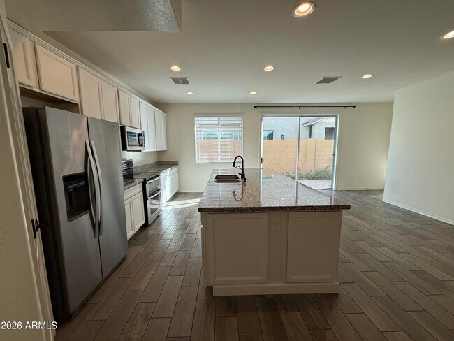 Photo - 4377 E Toledo St