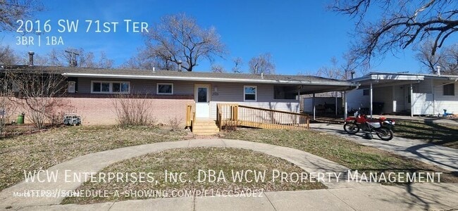 Building Photo - 2016 SW 71st Terrace