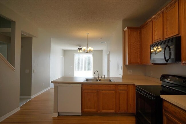 Photo - 10205 Goldenbrook Way