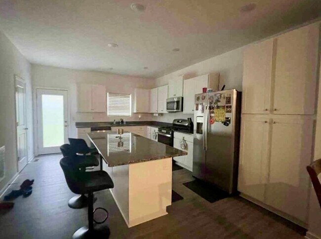 Photo - Updated 3 Bed, 2.5 Bath Home in Lane-Wooster Area