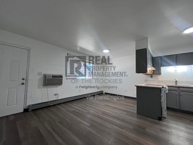 Photo - 713 N Garfield Ave Unit C2