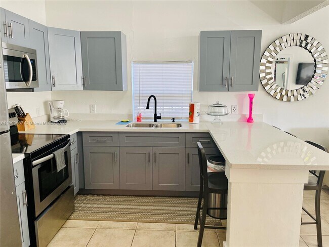 Photo - 5504 NW 3rd Ave Unidad F