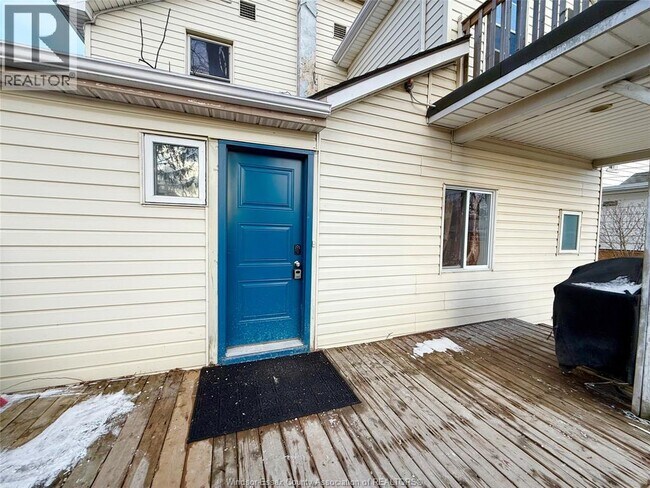 Photo - 427 Cameron Ave