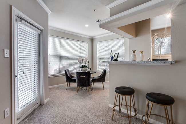 Photo - Arboretum Estates