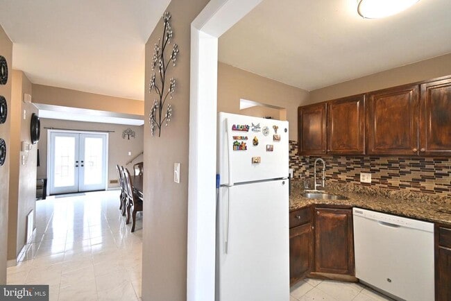 Photo - 36 Danbury Dr