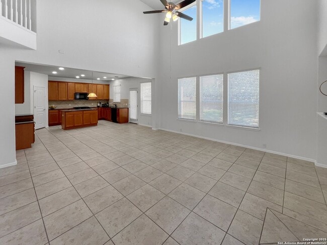 Building Photo - Gorgeous 4BED/3BATH House for Rent In Alamo Ranch