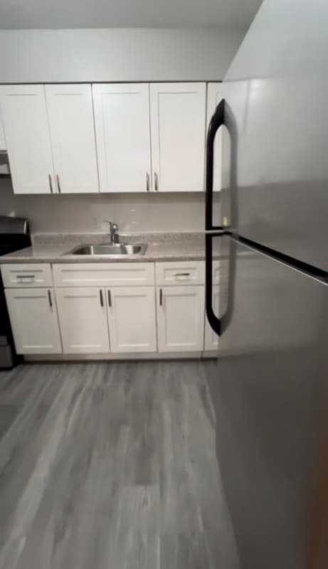 Photo - 385 Park Ave