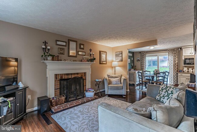 Photo - 6221 Wilmington Dr