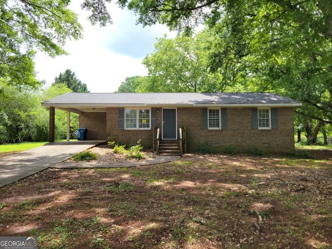 Photo - 109 Hilltop Cir House