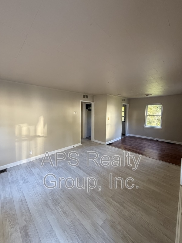 Photo - 3654 Yale Ave