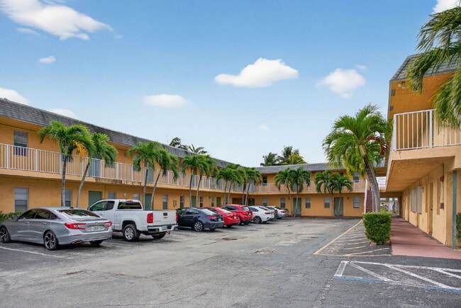 Photo - QUICK MOVE IN - FIRST MONTH FREE | Bright & Modern 1-Bedroom Apartment in Prime Oakland Park Loca... Unit 5