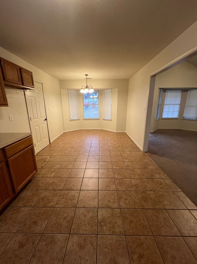 Photo - 3 Bed, 2 Bath, 1058 SQ FT, 1 Car Garage