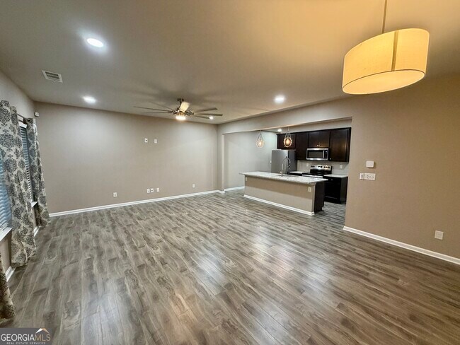 Photo - 543 Monticello Blvd SE