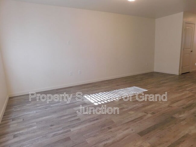 Photo - 2357 Zion Cyn Ave Unit B