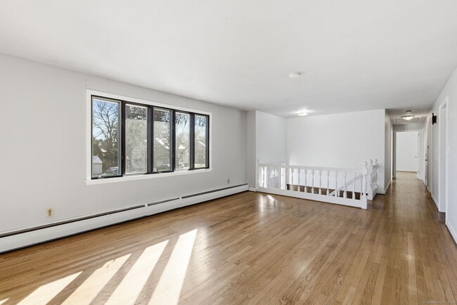 Photo - 8 Cherryfield Dr