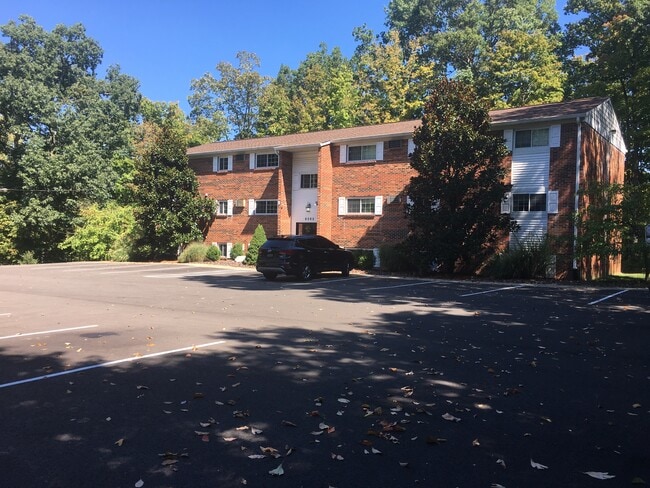 6062 Donna Jay Dr. Loveland, Ohio 45140 One bedroom on the 3rd floor. - 6062 Donna-Jay Dr Unit 6062 Donna Jay Dr.