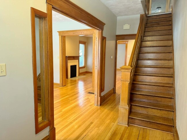 Photo - 98 Miami Ave