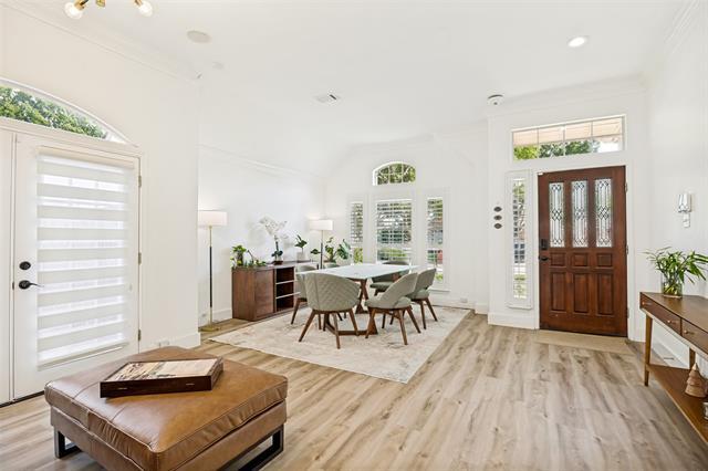 Photo - 1417 Honey Locust Dr