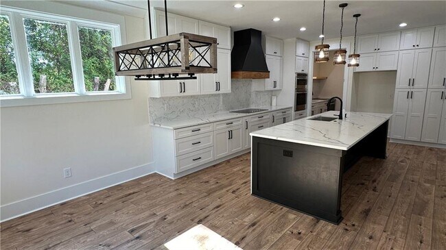 Photo - 3527 Bailey Rd