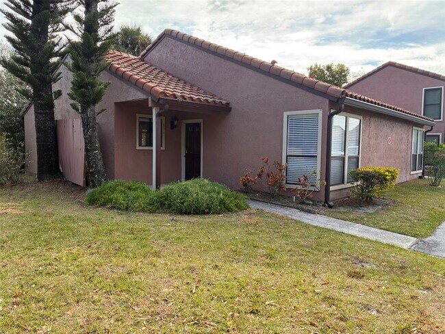 Building Photo - 651 Trinidad Ct Unit S