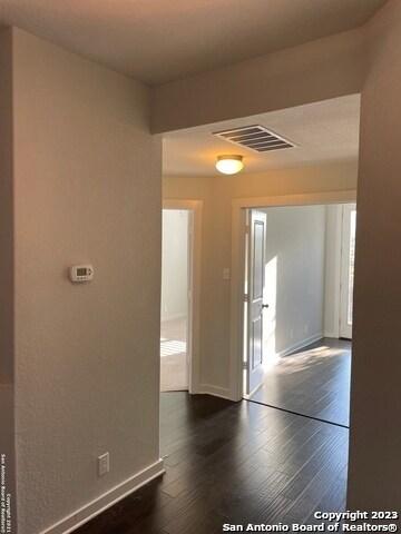 Photo - 7914 Roanoke Run