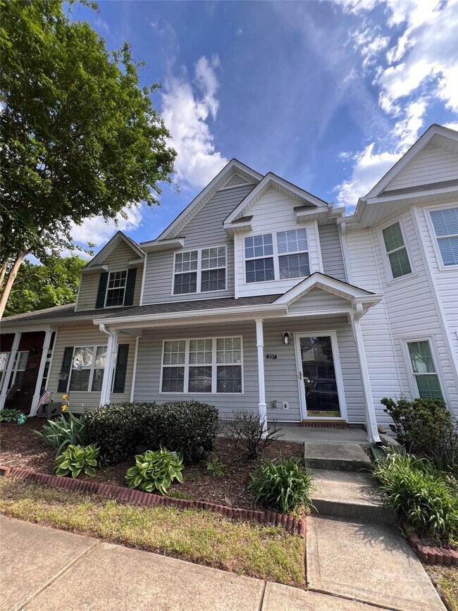 207 Primrose Walk Townhome Townhome Rental in Fort Mill SC