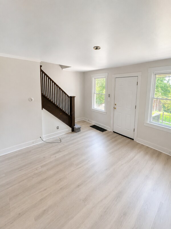 Photo - 376 Ohio Ave