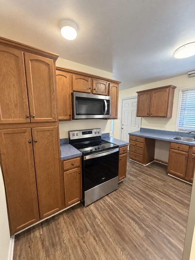 118 W Dogwood Dr