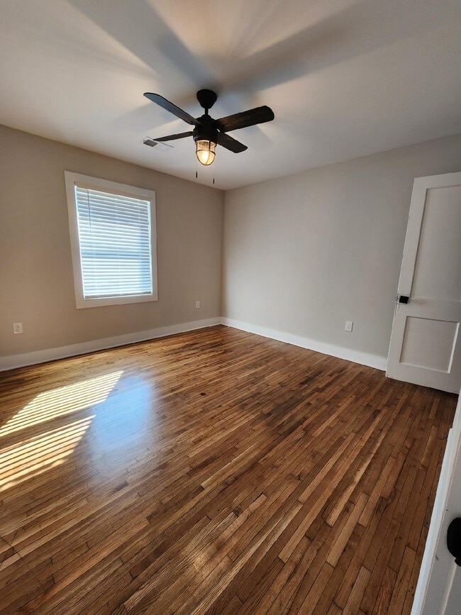 Photo - 2311 Bull St