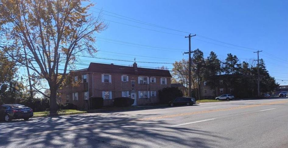 Photo - 726-728 E Chester Pike Apartments