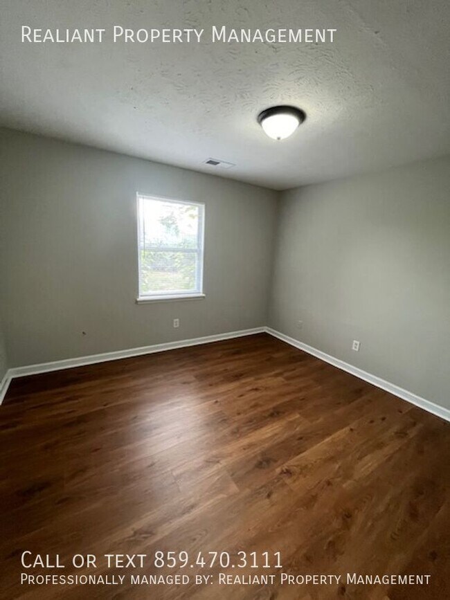 Photo - 425 Lenney Dr Unidad 2