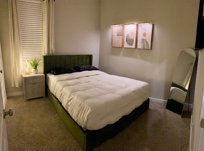 Photo - 5608 Madden Ln