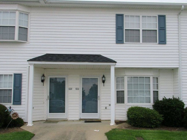 Building Photo - 3959 Sterling Pointe Dr