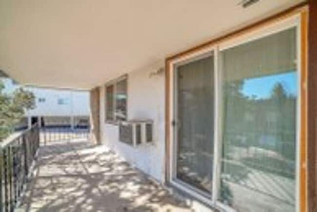 Building Photo - 4593 S Lowell Blvd