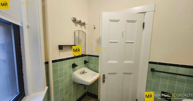 Photo - 507 Beacon St Unit 54