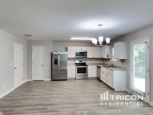 Photo - 341 Freeman Cir