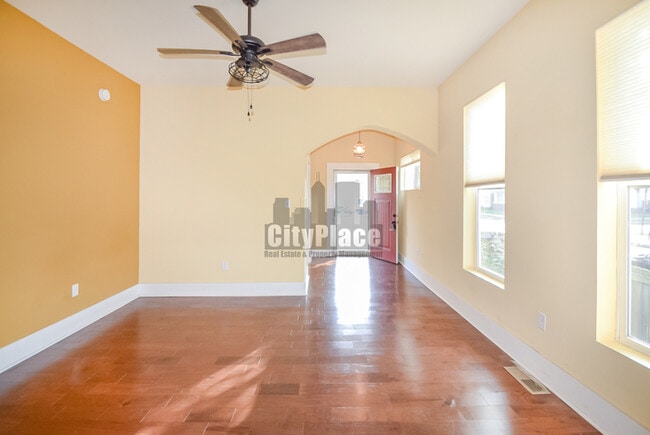 Photo - 1230 Villa Ave