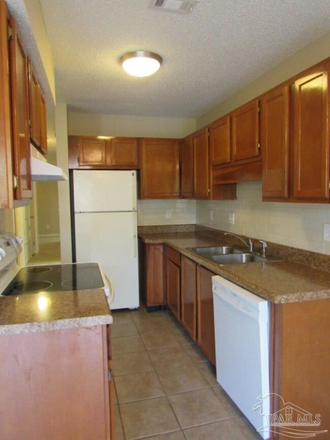 Photo - 3330 Pine Forest Rd