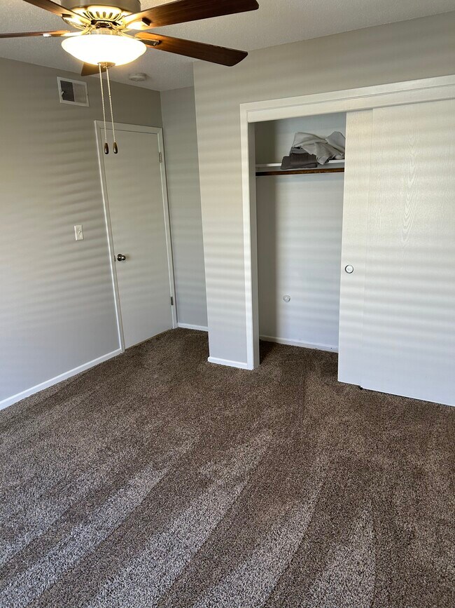 2077 NW Hickory Ln Unit 2077 NW Hickory Lane