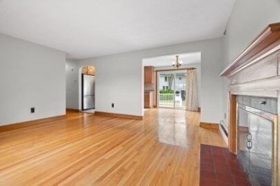 Photo - 124 Cambridge St House