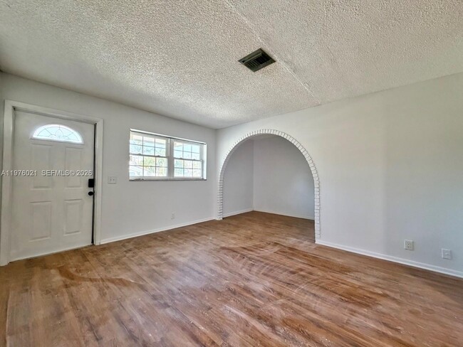 Photo - 7212 SW 3rd Ct